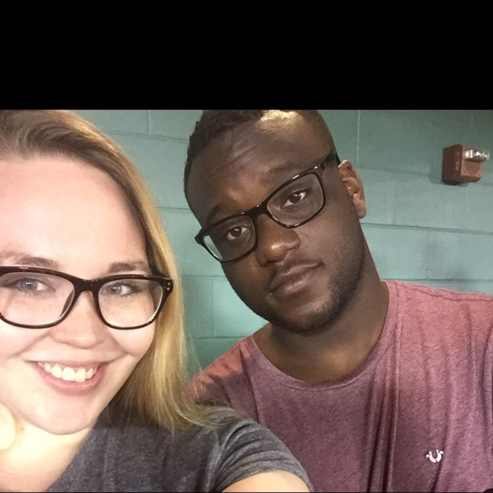 Meet your Posher, Kayla